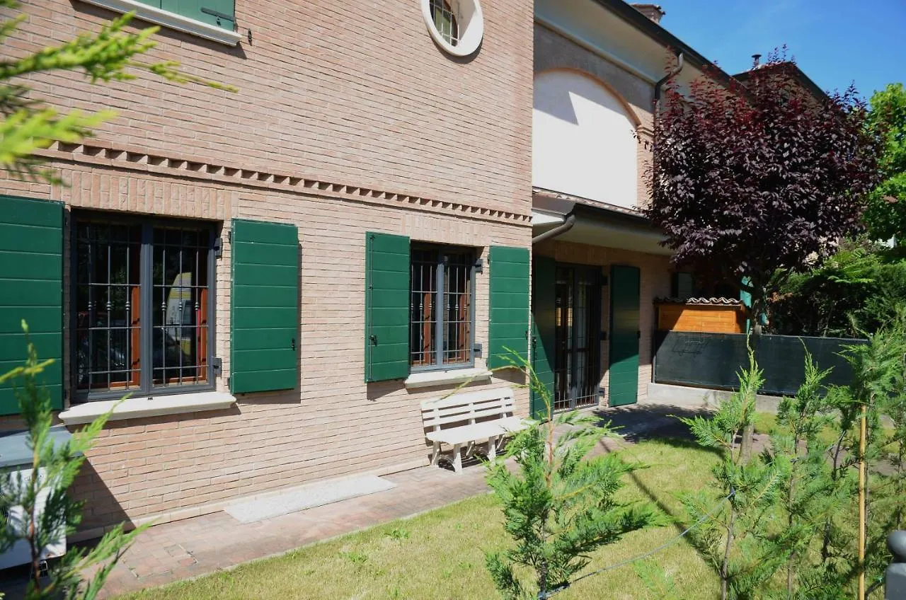 La Casetta Campogalliano Bed & Breakfast